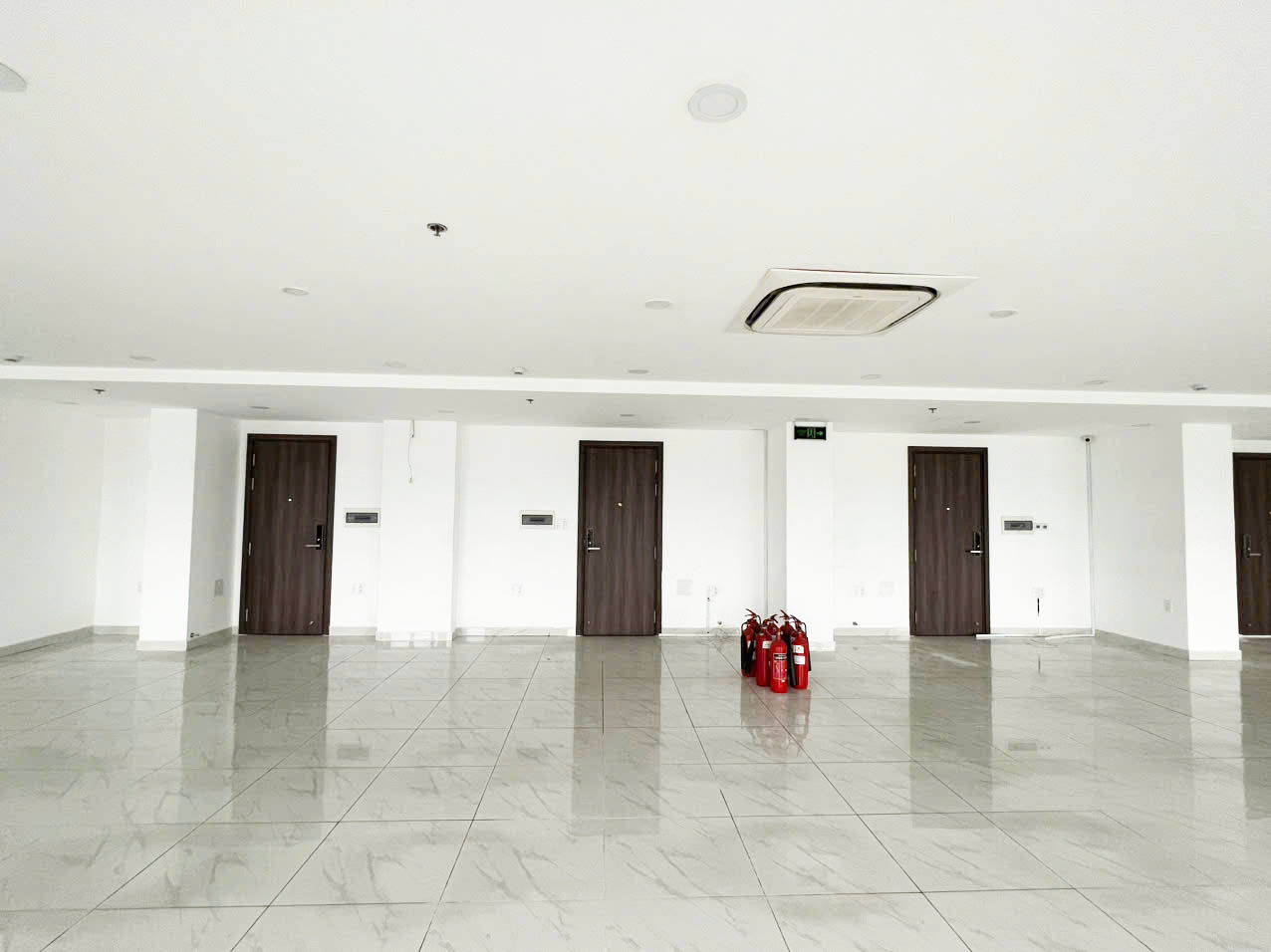 Cho thuê văn phòng officetel 118 m2 Richmond City Nguyễn Xí Bình Thạnh